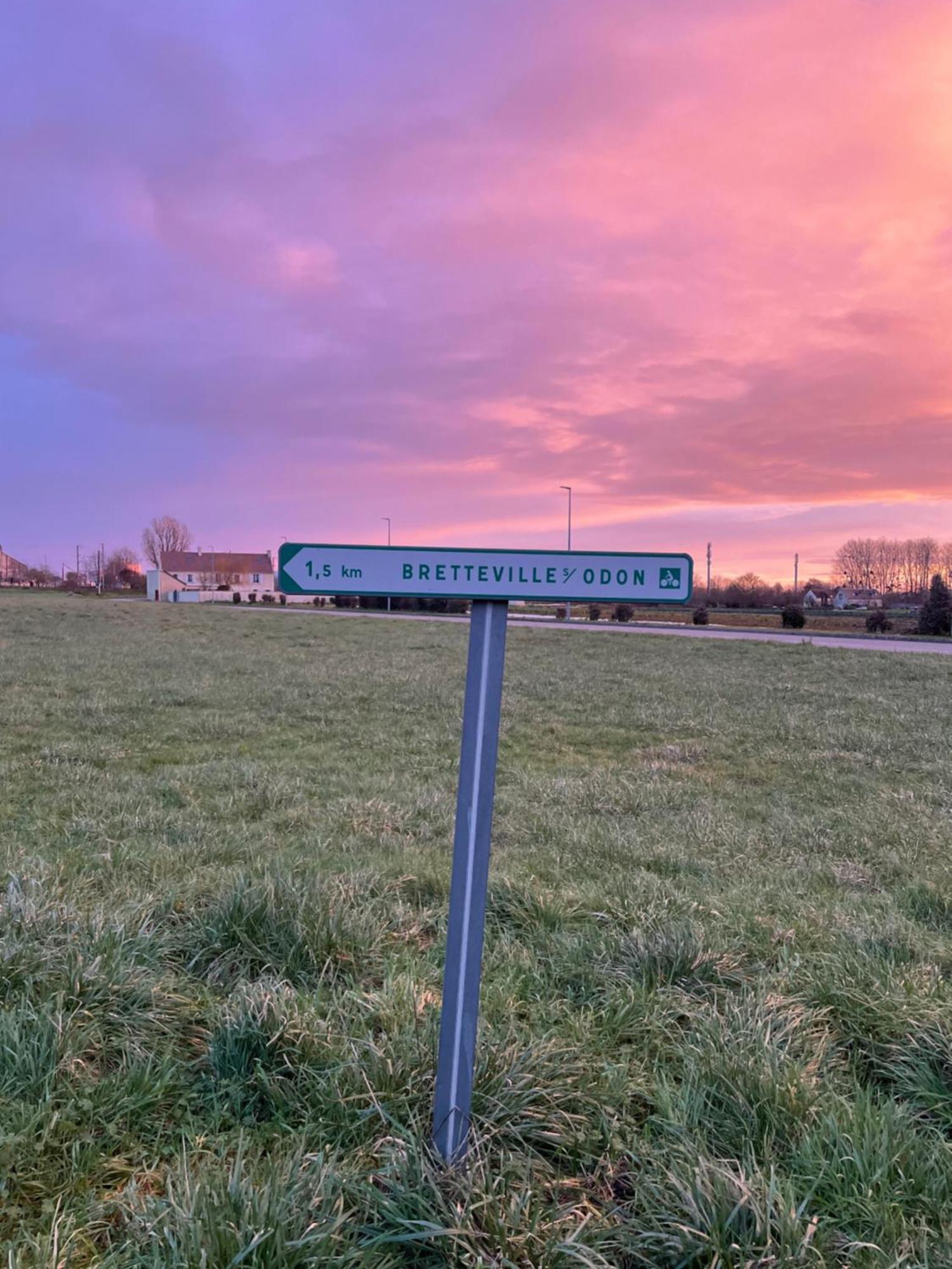 Le Noe Villa Caen Eksteriør billede