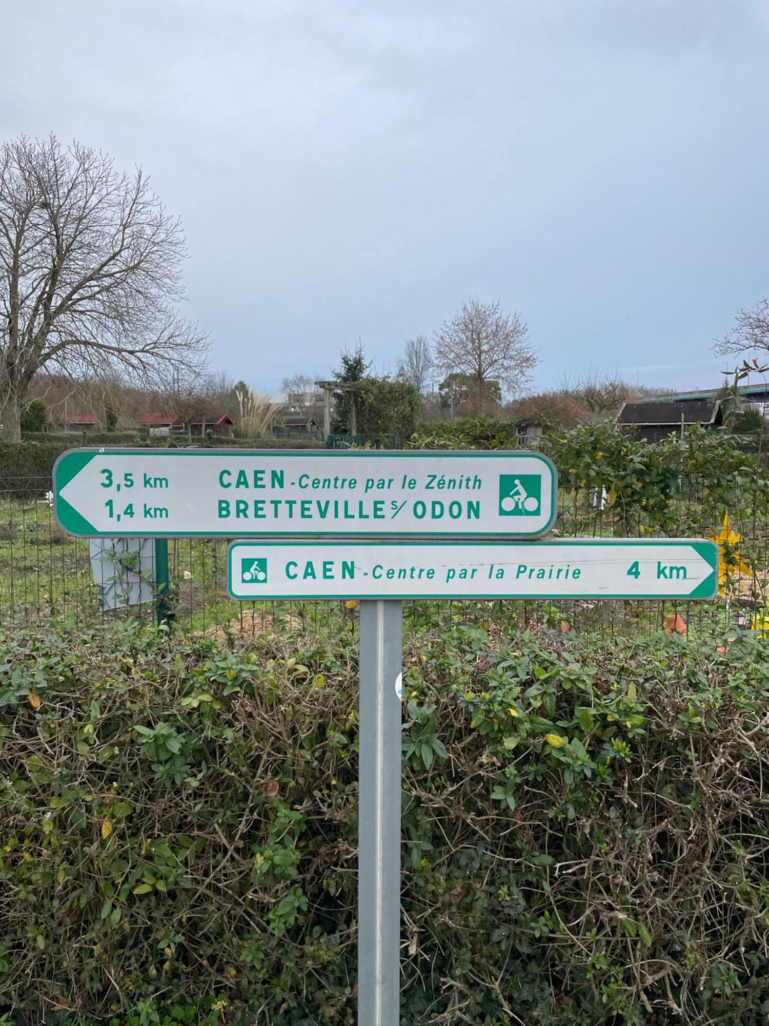 Le Noe Villa Caen Eksteriør billede